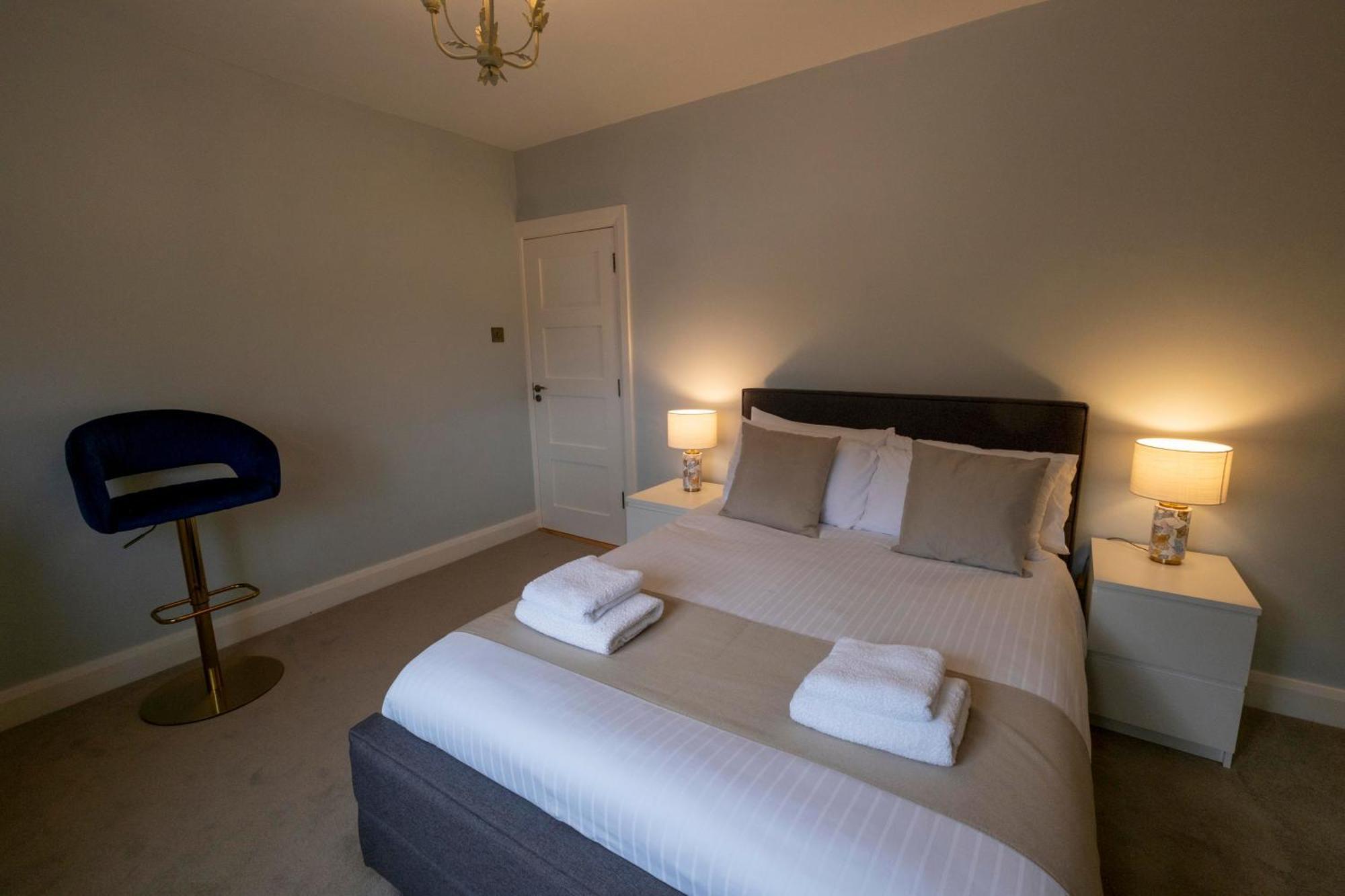The Hillcrest, Luxury Accommodation In Castleblayney Town エクステリア 写真