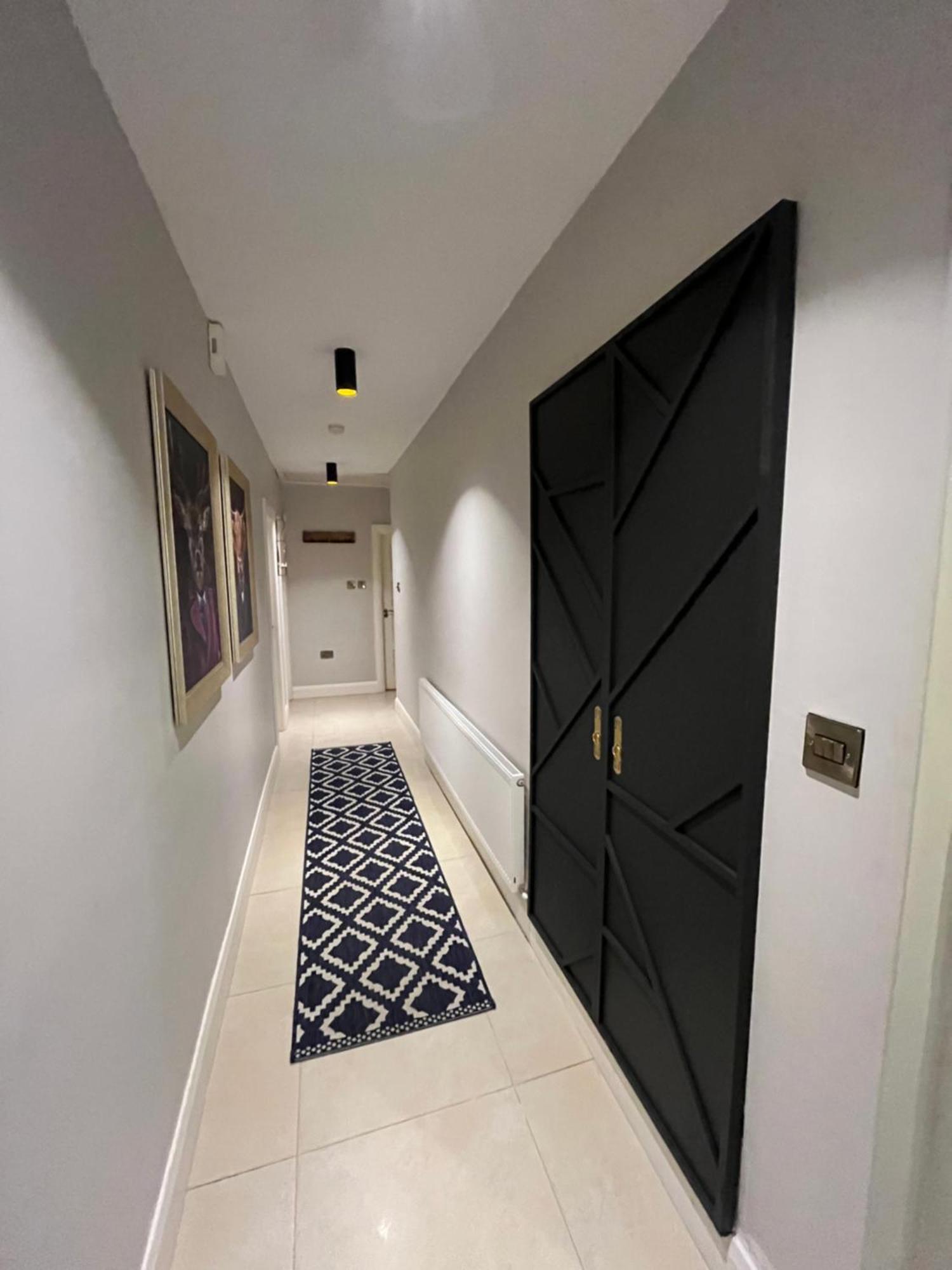 The Hillcrest, Luxury Accommodation In Castleblayney Town エクステリア 写真